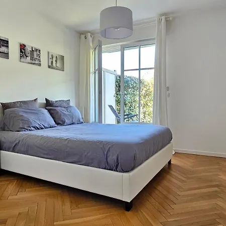 Grand 3 Pieces, 2 Jardins, Parking Sous Sol.