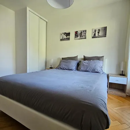 Grand 3 Pieces, 2 Jardins, Parking Sous Sol.