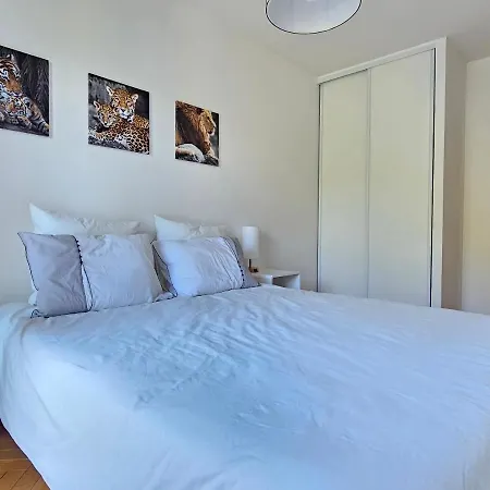 Grand 3 Pieces, 2 Jardins, Parking Sous Sol.