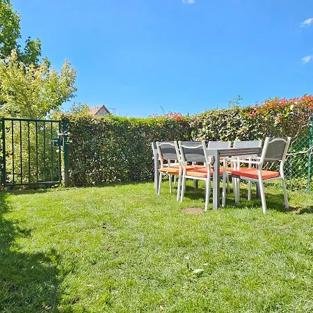 Grand 3 Pieces, 2 Jardins, Parking Sous Sol. Deauville